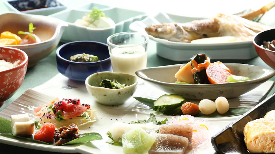 Kaike Onsen Kaike Tsuruyama Sarasa no Yado: A Lodge that Plays the Melody of the Four Seasons
