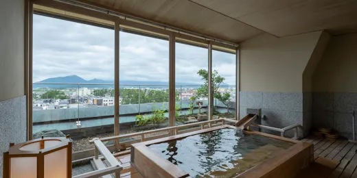 Kaike Onsen Kaike Tsuruyama Sarasa no Yado: A Lodge that Plays the Melody of the Four Seasons