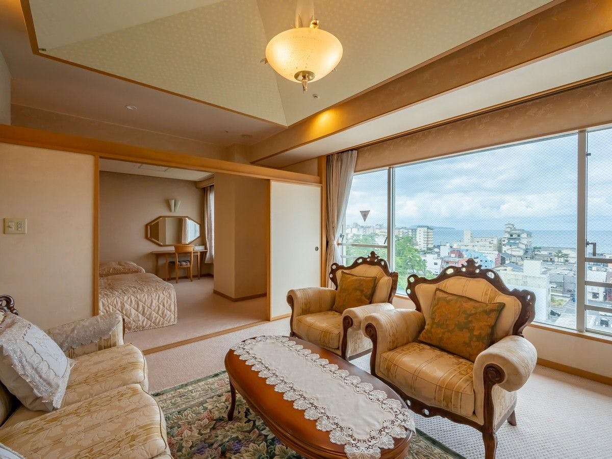 Kaike Onsen Kaike Tsuruyama Sarasa no Yado: A Lodge that Plays the Melody of the Four Seasons