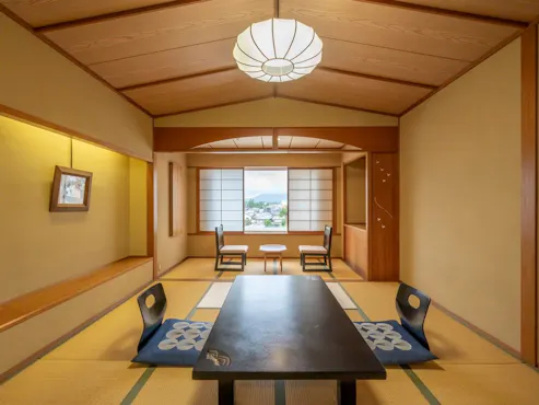 【순수 일본식 객실 남관 10조】