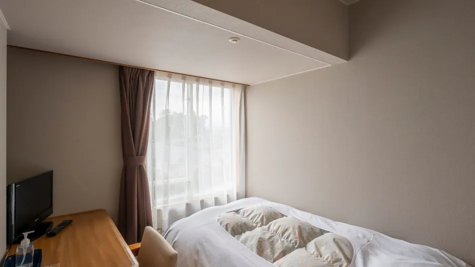 Kaike Onsen Kaike Tsuruyama Sarasa no Yado: A Lodge that Plays the Melody of the Four Seasons