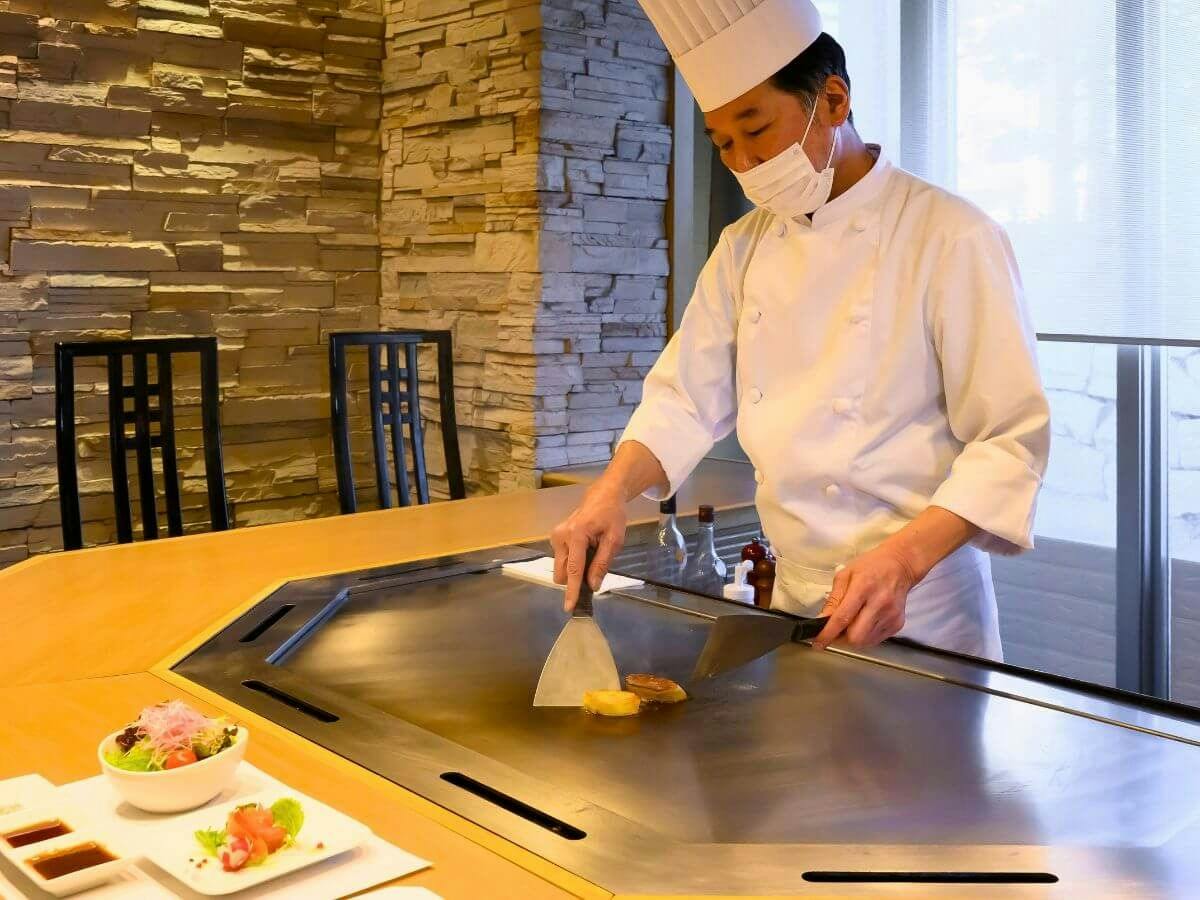 皆生温泉　皆生つるや　四季を奏でるさらさの宿