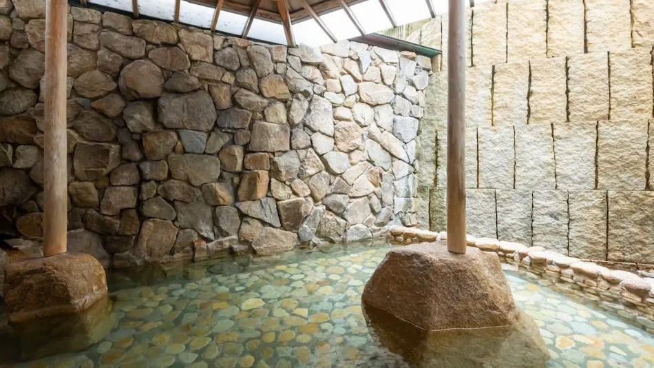 Kaike Onsen Kaike Tsuruyama Sarasa no Yado: A Lodge that Plays the Melody of the Four Seasons