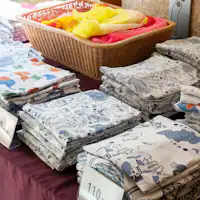 어린이를 위한 다채로운 유카타를 준비했습니다.