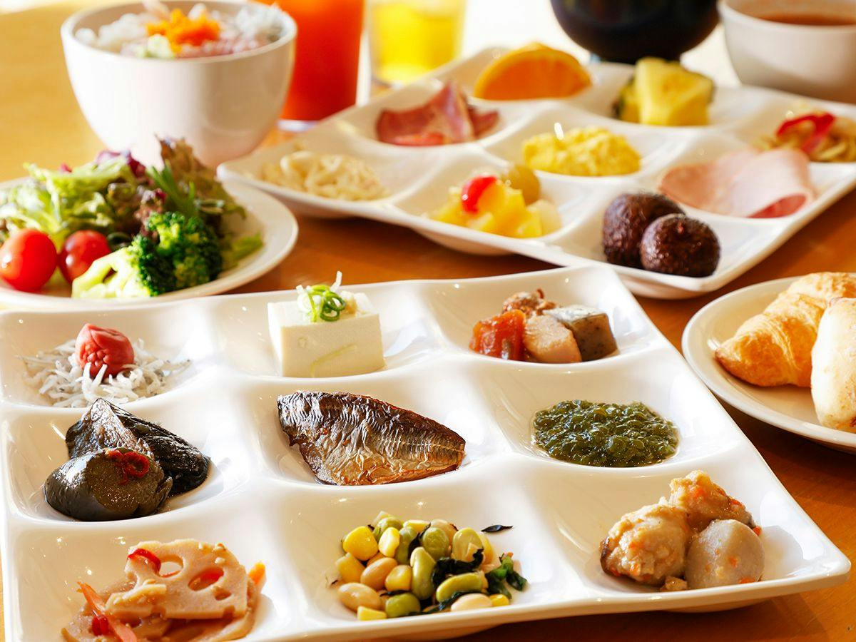 【朝食付】海鮮のっけ丼など好きなものを好きなだけ！「伊勢の美味しい」をまるごと味わう朝食ビュッフェ