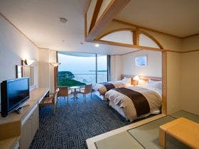 サンペルラ志摩