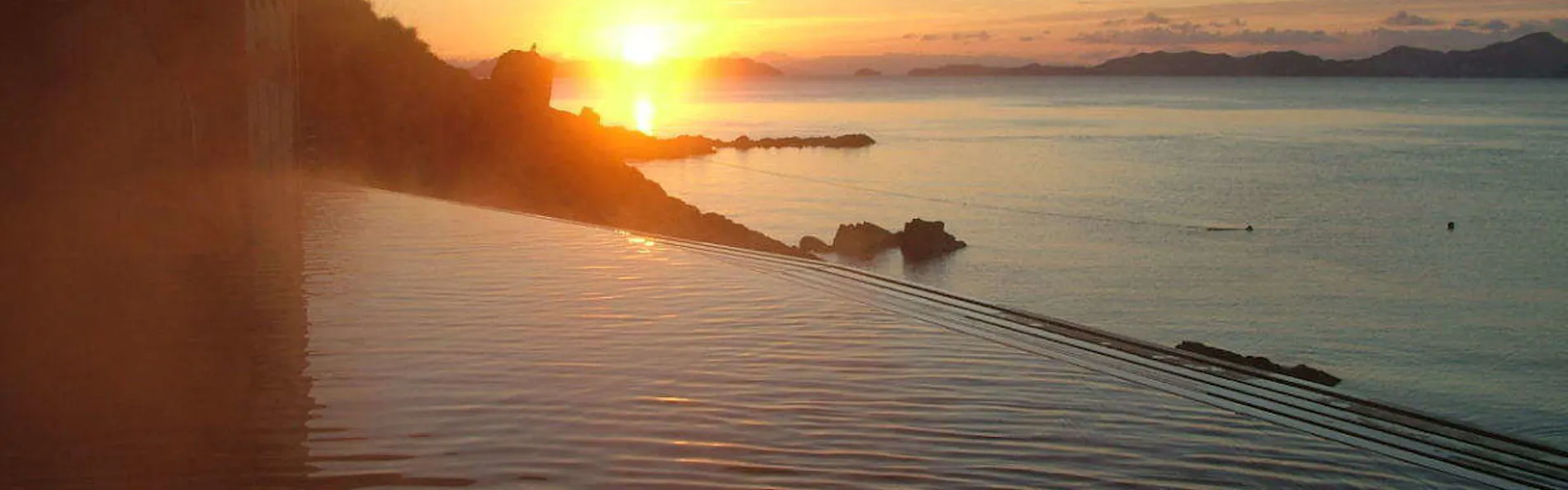 絶景露天風呂の宿 銀波荘