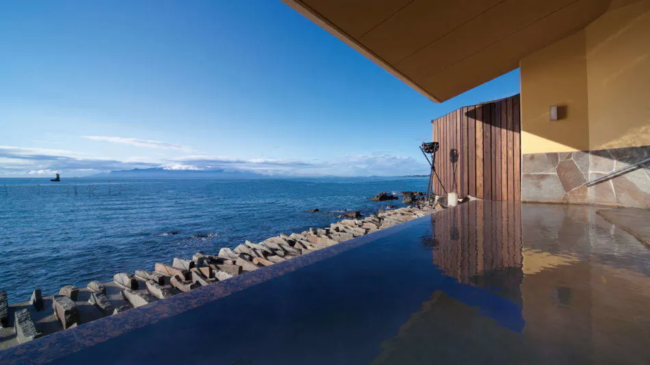 Ginpaso Inn with Spectacular Open-Air Bath