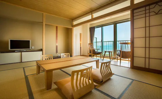ห้องพักมาตรฐาน (ห้องสไตล์ญี่ปุ่น 10 เสื่อทาทามิ) <วิวทะเล>