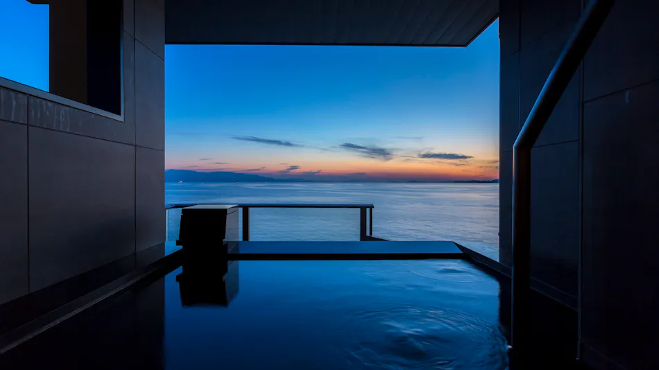 Ginpaso Inn with Spectacular Open-Air Bath