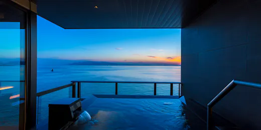 Ginpaso Inn with Spectacular Open-Air Bath