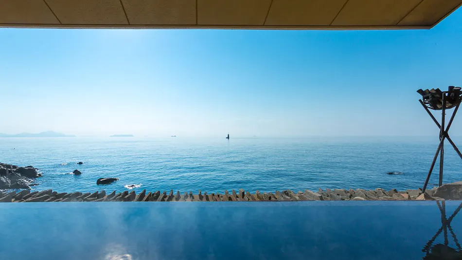 Ginpaso Inn with Spectacular Open-Air Bath