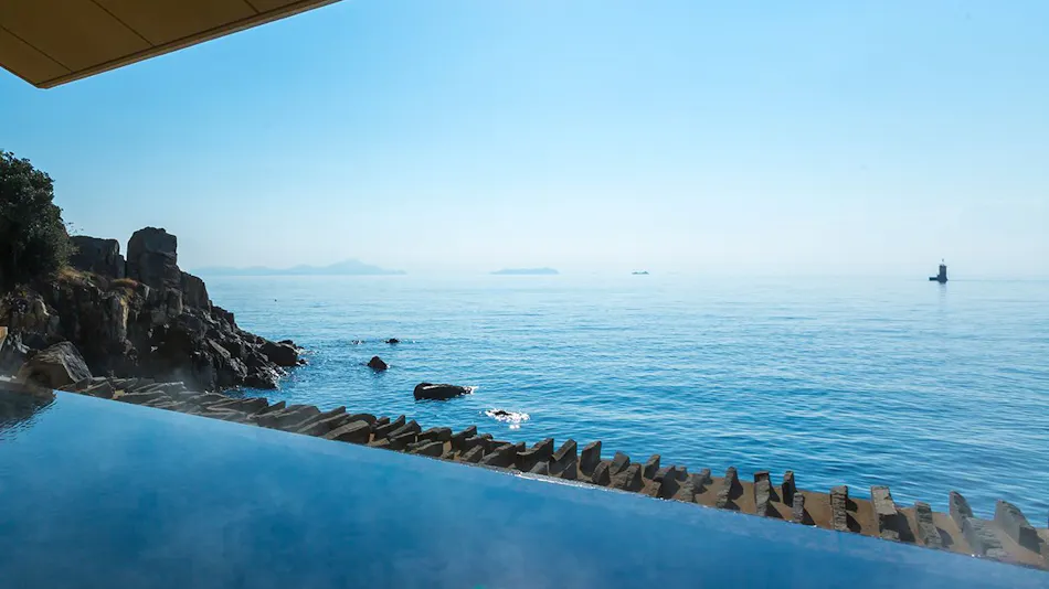 Ginpaso Inn with Spectacular Open-Air Bath