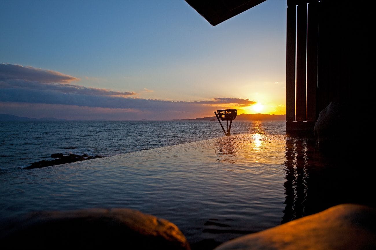 Ginpaso Inn with Spectacular Open-Air Bath