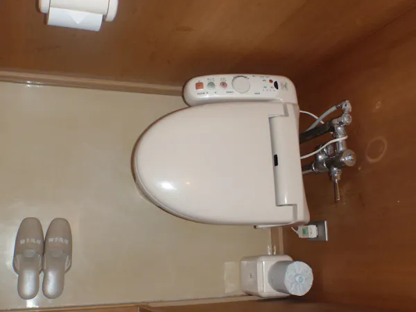 洗浄機付トイレ