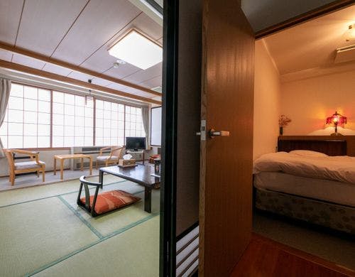 和室８畳＋ツインベッド