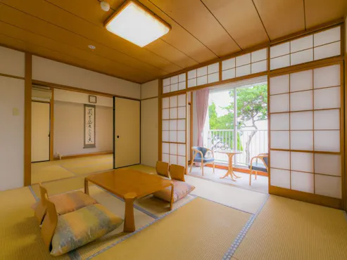 和室二間続き 温泉バス・トイレ付