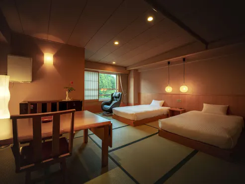 附設餐廳的日式雙床房