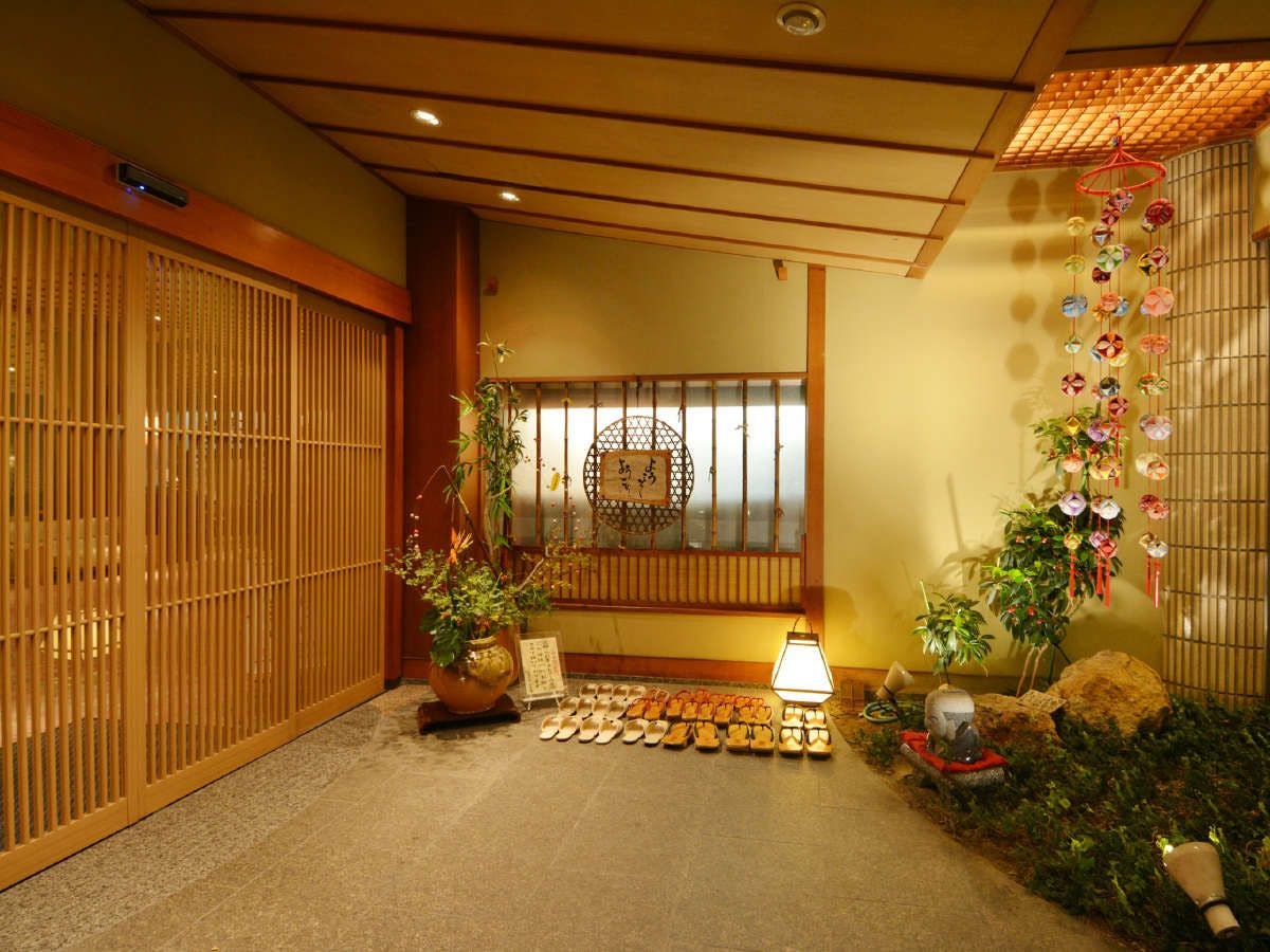 どこか懐かしいほっこりした入口