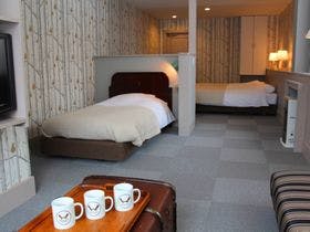 Ｈｏｔｅｌ　ＷＥＬＬＩＥＳ