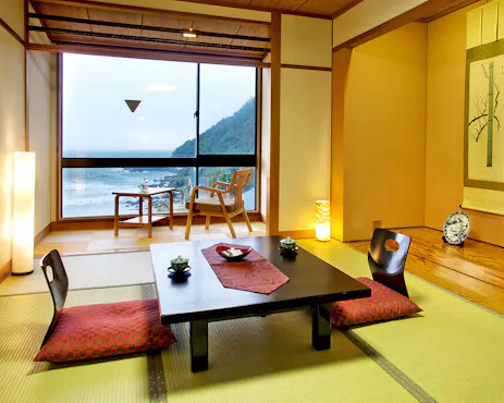 สิ่งที่มองเห็นคือ ทะเลญี่ปุ่นที่สวยงาม♪