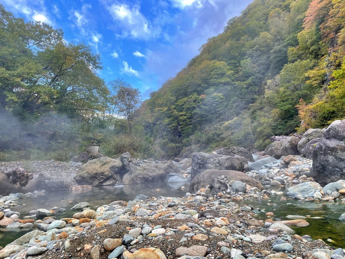 ◆สถานที่ท่องเที่ยวใกล้เคียง น้ำพุร้อนคิริอาเกะ