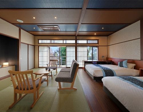 【102 瑠璃】モダン和洋室