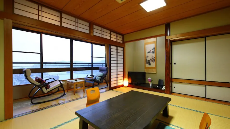 Tara Takezaki Onsen Yatomisou