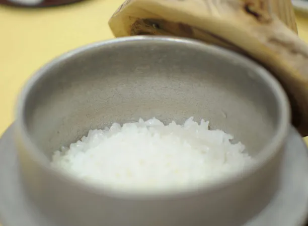 朝食の御飯は炊き立てです
