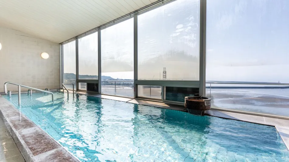 Livemax Resort Sakurajima Seafront (formerly: Tarumizu Bayside Hotel Azalea)