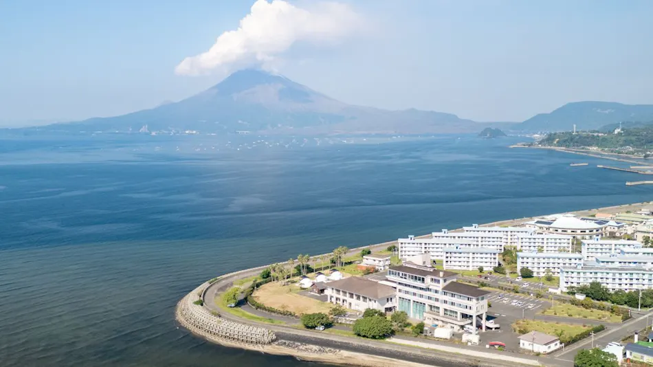 Livemax Resort Sakurajima Seafront (formerly: Tarumizu Bayside Hotel Azalea)