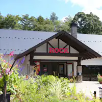 *【หมู่บ้านโมกกิ ร็อค】