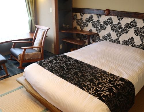 【海側】和室10畳（ダブル）