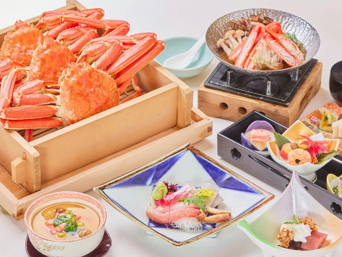 ＜冬季限定＞贅沢にお一人様1杯ずつ「茹で姿蟹」付き蟹会席　かに刺し・かに鍋も堪能！