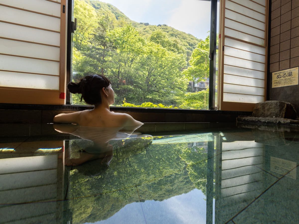 Suối nước nóng Suikei - Nước ấm