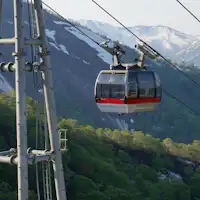 春・谷川岳ヨッホロープウェイ