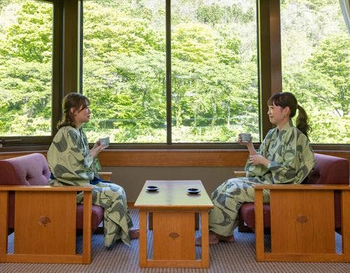 禁煙室・利根川の清流に臨む12畳和室