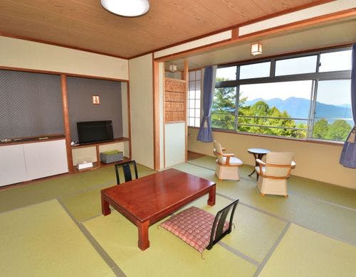 東客室棟「天空の庭」3～4階　くつろぎ和室