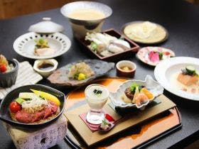 三種の無料貸切風呂と手作り会席料理の湯宿　市川別館　晴観荘