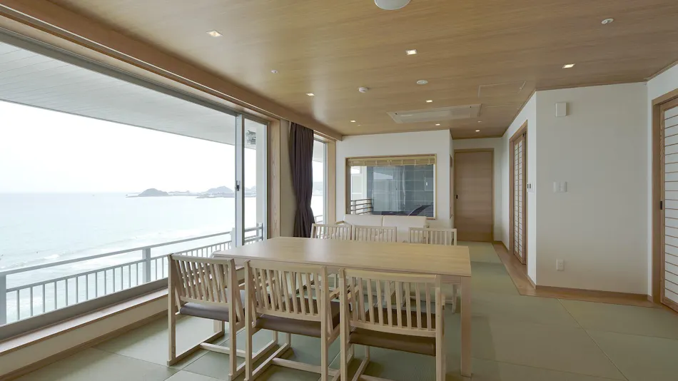 Kamogawa Grand Hotel