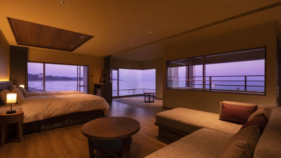 Kamogawa Grand Hotel