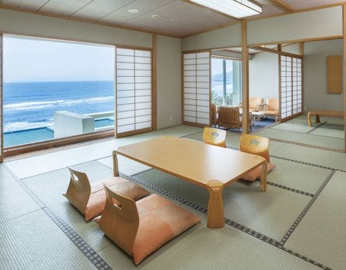【海側二間和室】