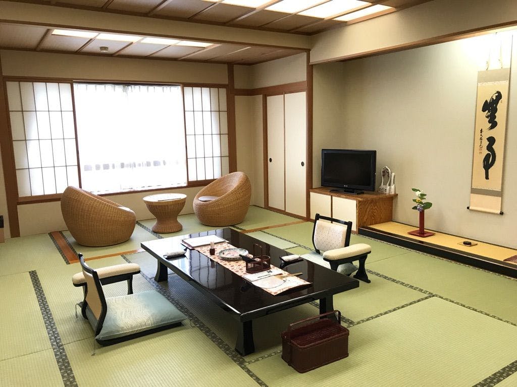 かんすい苑　覚楽