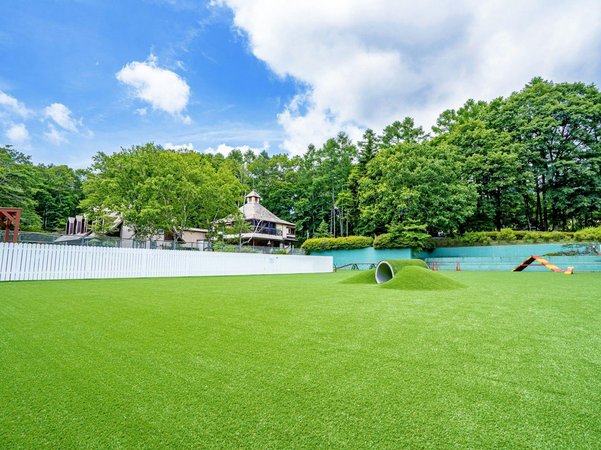 わんわんパラダイス 八ヶ岳（旧：八ヶ岳わんわんパラダイス コテージ）
