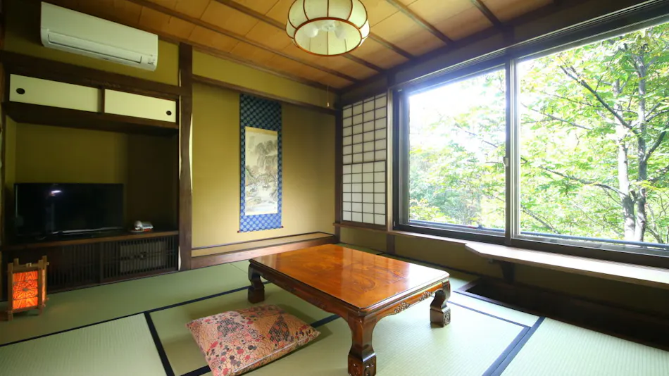 Shiga Kogen Shiroi Onsen Keikoku no Yu