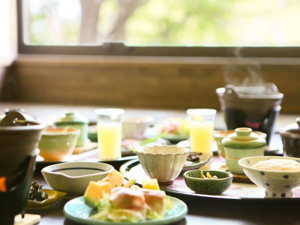 志賀高原　白い温泉　渓谷の湯