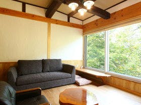 志賀高原 白い温泉 渓谷の湯