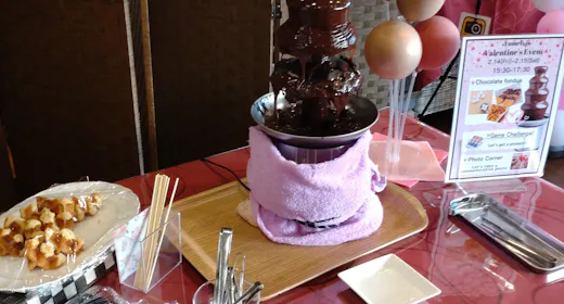特別なステイをお約束!記念日プラン~お部屋を装飾&ケーキ+ワインをご用意~