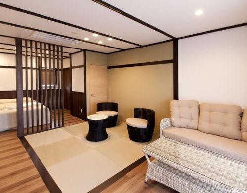 客室のゲルマニウム鉱石風呂