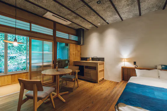 【スタンダード 三角】